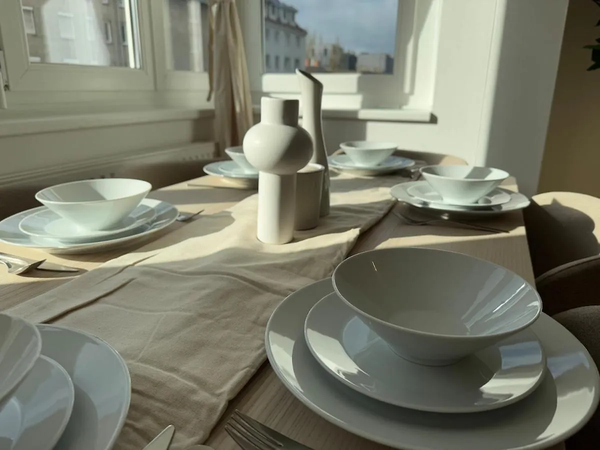2Br, Danube, Central, U6 & S-Bahn - Axara Housing Brn 16 Vienna Apartment